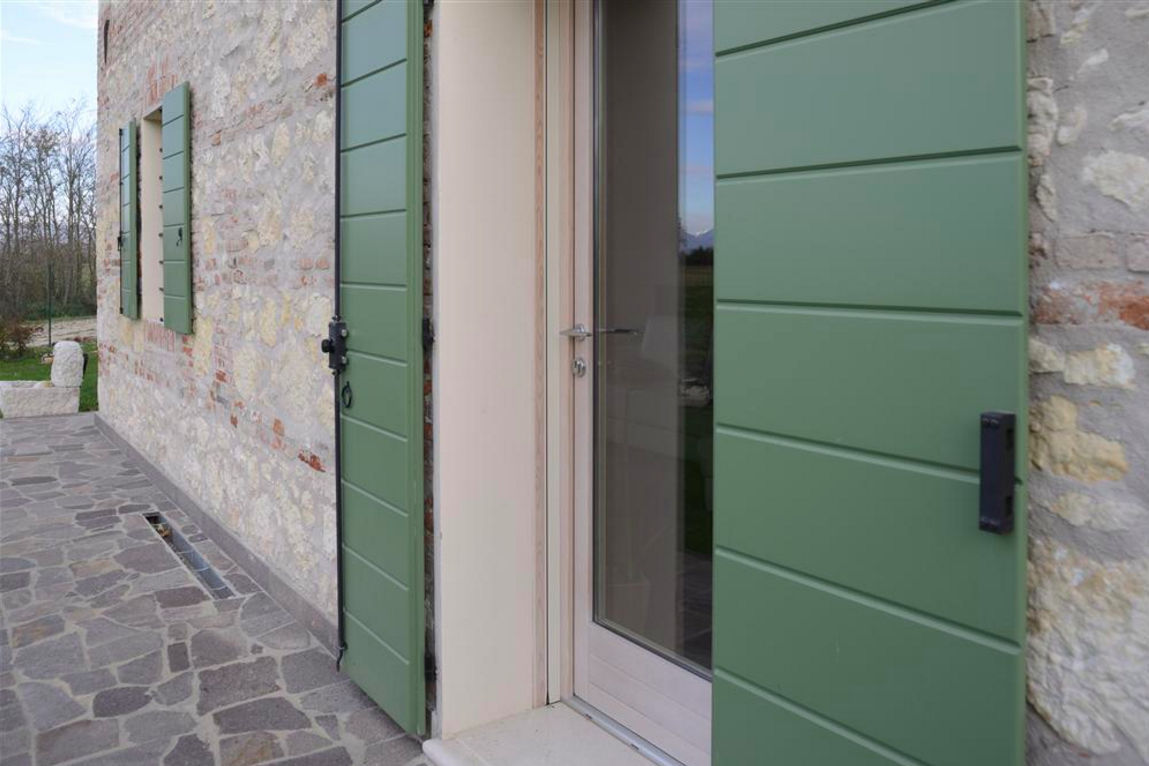 scuri legno prezzi