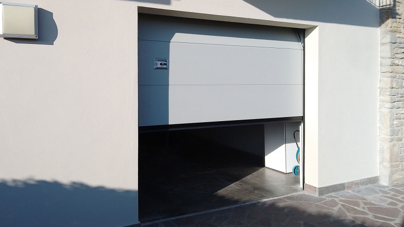 portone sezionale per garage