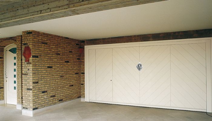 portoni garage basculante legno
