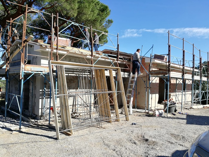 prezzo posa falsi telai finestre