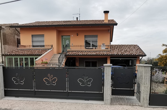 cancelli lamiera pantografata