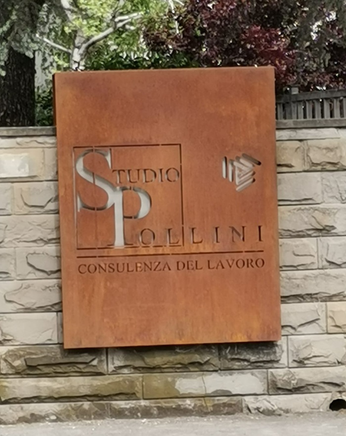 insegna lamiera pantografata