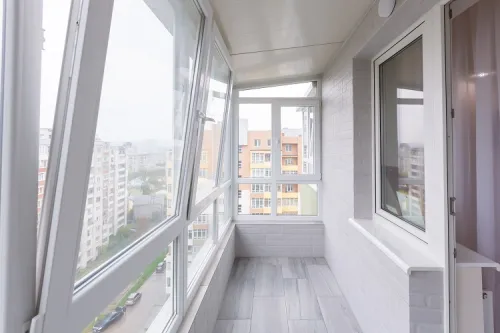 balcone chiuso a vetri
