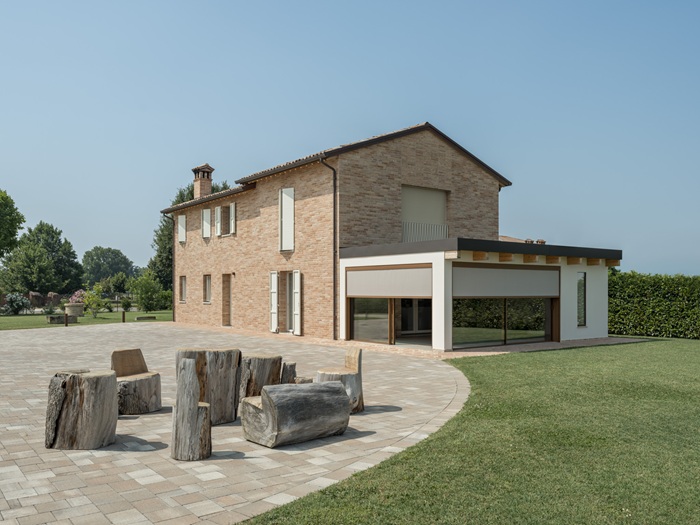infissi in corten casa campagna