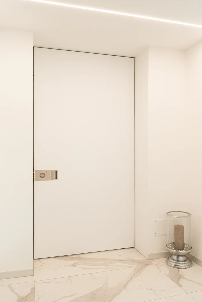 Porta blindata filo muro - guida Bisacchi