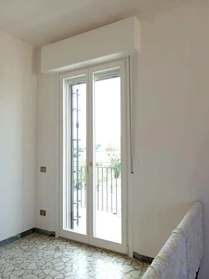 Barre antintrusione finestre e inferriate: protezione delle aperture oltre la porta d'ingresso